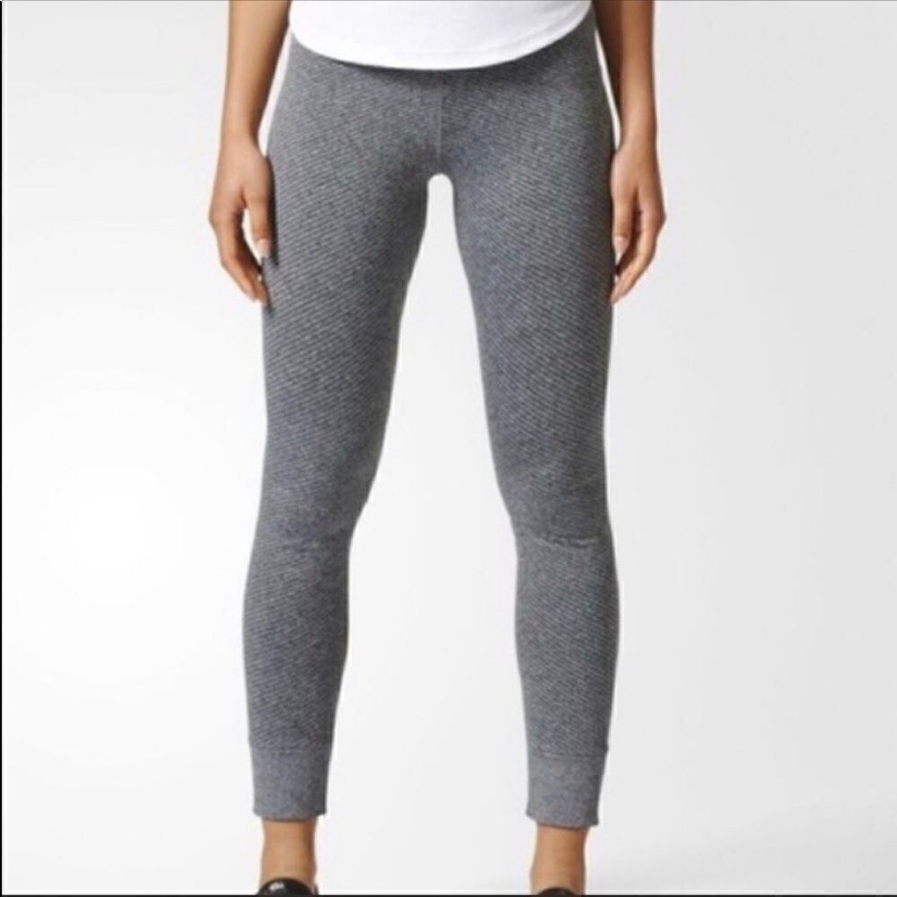 LIKE NEW ADIDAS X REIGNING CHAMP SMALL LEGGINGS